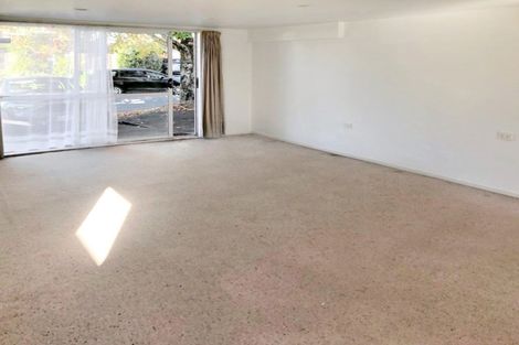 Photo of property in 99 Te Atatu Road, Te Atatu South, Auckland, 0610