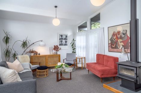 Photo of property in 53 Brandon Street, Featherston, 5710