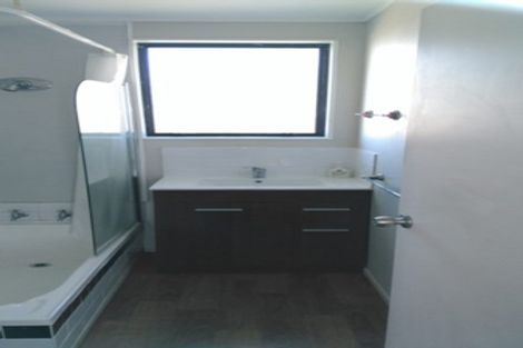 Photo of property in 1/67 Redcrest Avenue, Red Hill, Papakura, 2110