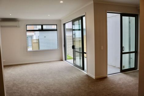 Photo of property in 94 Hobsonville Point Road, Hobsonville, Auckland, 0616
