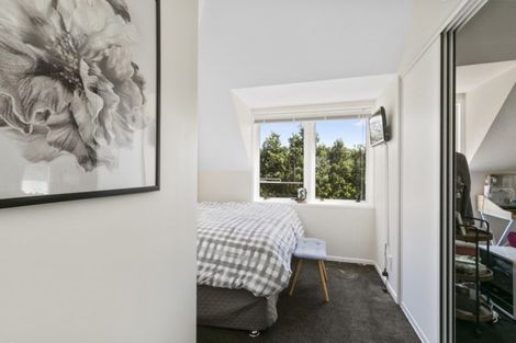 Photo of property in 1/99 Major Drive, Kelson, Lower Hutt, 5010