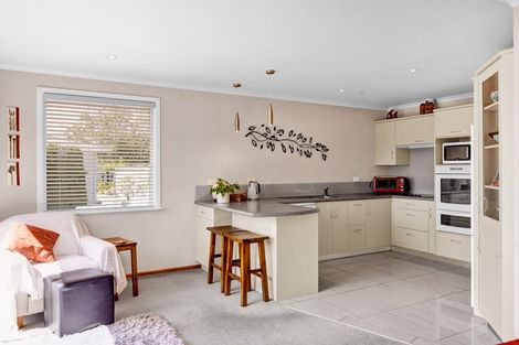 Photo of property in 48 Fantham Street, Hawera, 4610