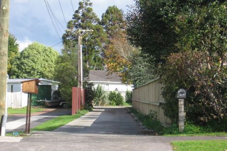 Photo of property in 48 Yeovil Road, Te Atatu Peninsula, Auckland, 0610