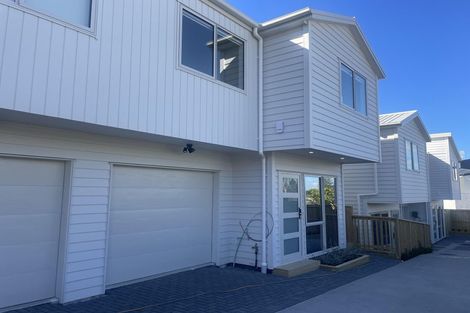 Photo of property in 6b Law Street, Torbay, Auckland, 0630