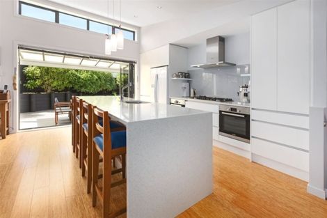 Photo of property in 40 Mo Street, Camborne, Porirua, 5026