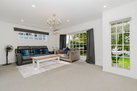 Photo of property in 9 Totara Drive, St Andrews, Hamilton, 3200