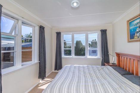 Photo of property in 150 Bartholomew Road, Levin, 5510