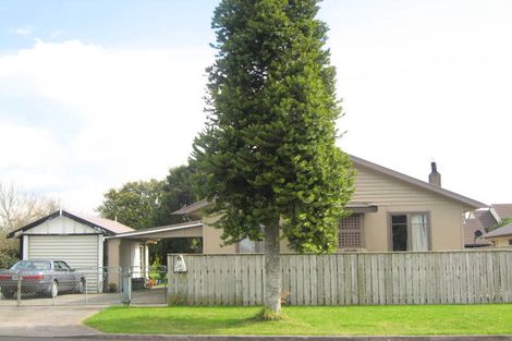 Photo of property in 16 Veale Road, Frankleigh Park, New Plymouth, 4310