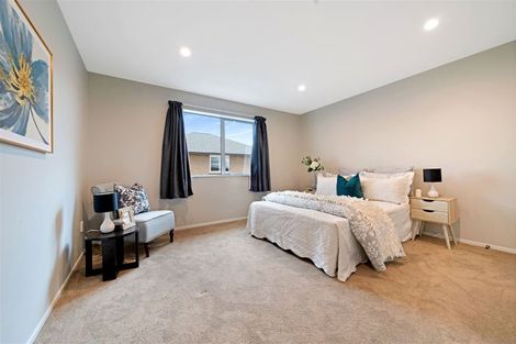 Photo of property in 49 Cirrus Way, Ranui, Auckland, 0612