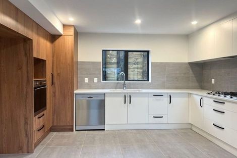 Photo of property in 33 Korihi Drive, Swanson, Auckland, 0614