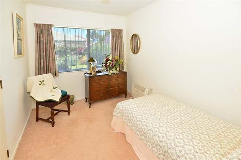 Photo of property in 20 Lakeside Drive, Orewa, 0931