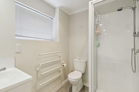 Photo of property in 54 Collins Avenue, Tawa, Wellington, 5028