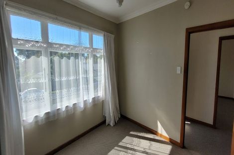 Photo of property in 195 Tukapa Street, Westown, New Plymouth, 4310