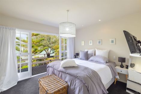 Photo of property in 21 Harbour View Terrace, Cass Bay, Lyttelton, 8082