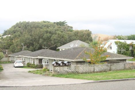 Photo of property in 14 Renown Road, Raumati South, Paraparaumu, 5032