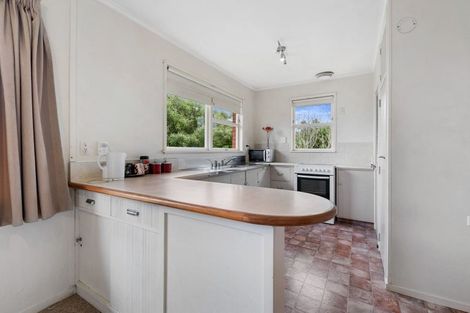 Photo of property in 5 Hugh Avenue, Hamurana, Rotorua, 3097