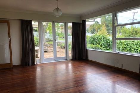 Photo of property in 4 Bevyn Street, Castor Bay, Auckland, 0620
