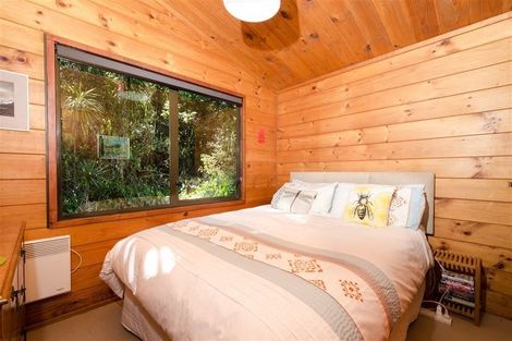 Photo of property in 128 Hinau Road, Waimauku, 0881