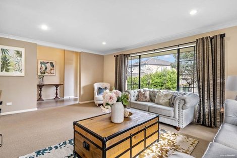 Photo of property in 16 Breon Place, Flat Bush, Auckland, 2016