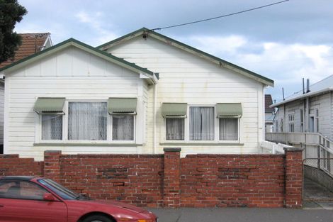 Photo of property in 148 Rongotai Road, Kilbirnie, Wellington, 6022