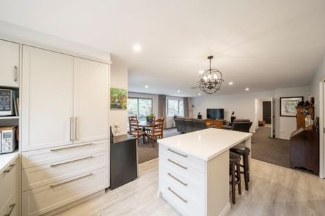 Photo of property in 198 Seaview Road, Westown, New Plymouth, 4310