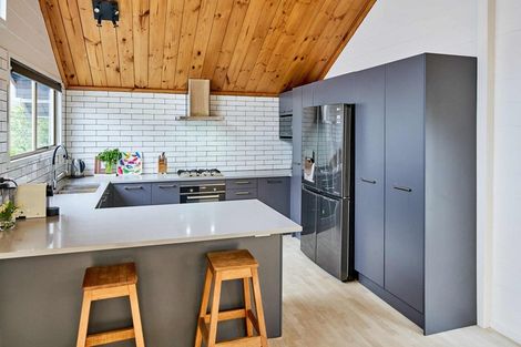 Photo of property in 407 Muritai Road, Eastbourne, Lower Hutt, 5013