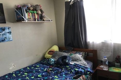 Photo of property in 2/59 Redcrest Avenue, Red Hill, Papakura, 2110