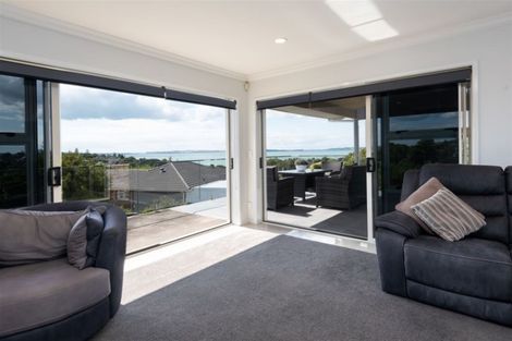 Photo of property in 7 Paisley Street, Mellons Bay, Auckland, 2014