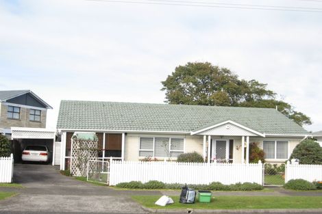 Photo of property in 63 Tawa Crescent, Manurewa, Auckland, 2102