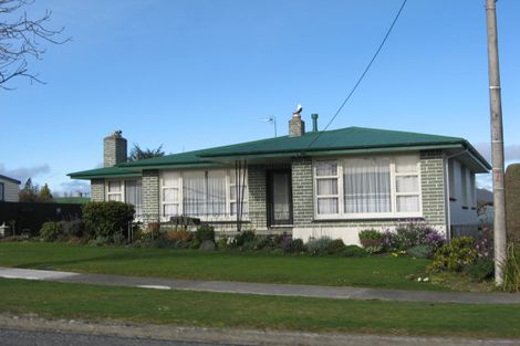 Photo of property in 29 Grange Street, Winton, 9720