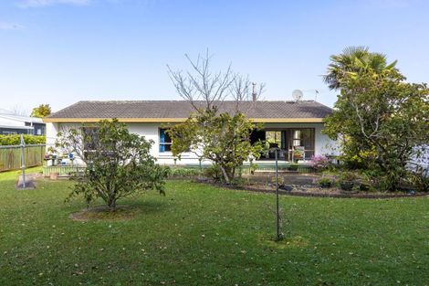 Photo of property in 55 Riverside Road, Orewa, 0931