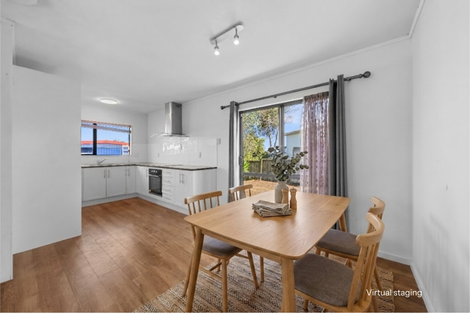 Photo of property in 1 Dalmahoy Place, Wattle Downs, Auckland, 2103