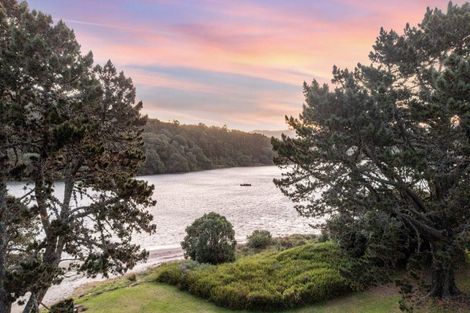 Photo of property in 137 Patuwai Drive, Whangamata, 3620