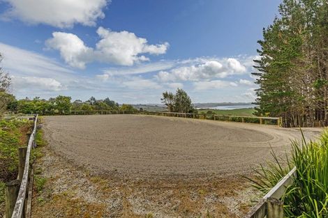 Photo of property in 215 Oyster Point Road, Kaukapakapa, Warkworth, 0984