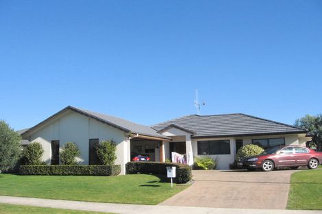 Photo of property in 15 Lavenham Place, Rototuna North, Hamilton, 3210