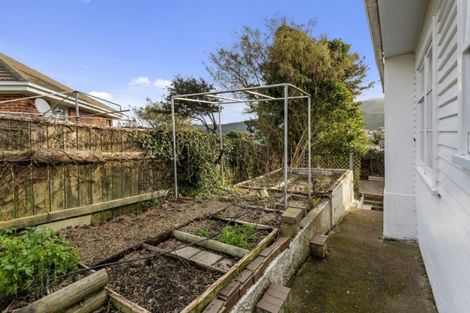 Photo of property in 35 Allen Terrace, Tawa, Wellington, 5028
