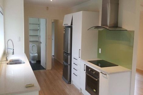 Photo of property in 70 Weldene Avenue, Glenfield, Auckland, 0629