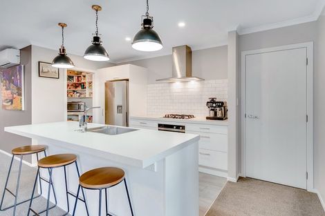 Photo of property in 13 Kimbolton Street, Rototuna North, Hamilton, 3210