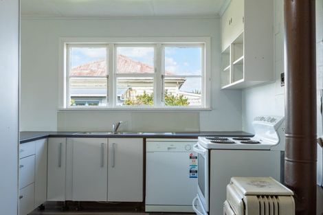 Photo of property in 2 Edinburgh Street, Dannevirke, 4930