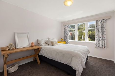 Photo of property in 98 Ironside Road, Johnsonville, Wellington, 6037