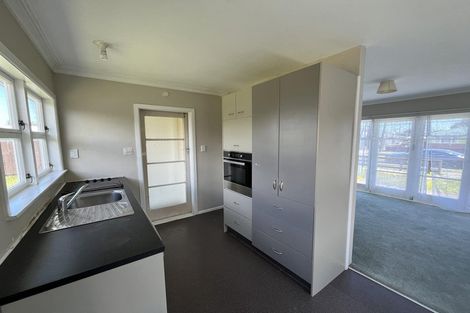 Photo of property in 6 Bartholomew Road, Levin, 5510