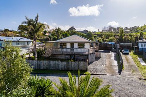 Photo of property in 8 Montaine Place, Maungaturoto, 0520