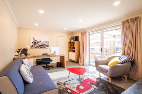 Photo of property in 37 Duxford Crescent, Fairfield, Dunedin, 9018