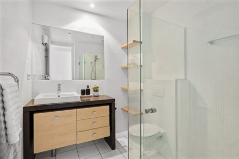 Photo of property in 18-27 Lawson Place, Mount Victoria, Wellington, 6011