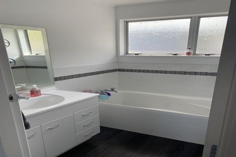 Photo of property in 182 Major Drive, Kelson, Lower Hutt, 5010