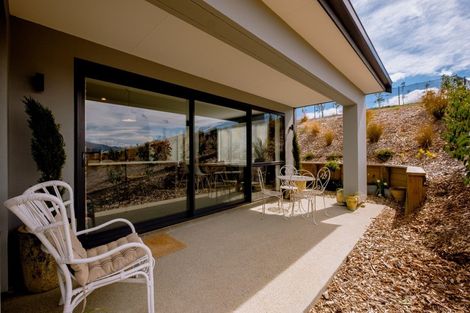 Photo of property in 45 Mount Linton Avenue, Wanaka, 9305