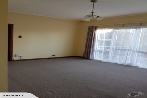 Photo of property in 2/3170 Great North Road, New Lynn, Auckland, 0600