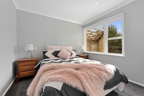 Photo of property in 42 Mountbatten Grove, Clouston Park, Upper Hutt, 5018