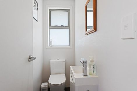 Photo of property in 17 Moana Street, Otaki Beach, Otaki, 5512