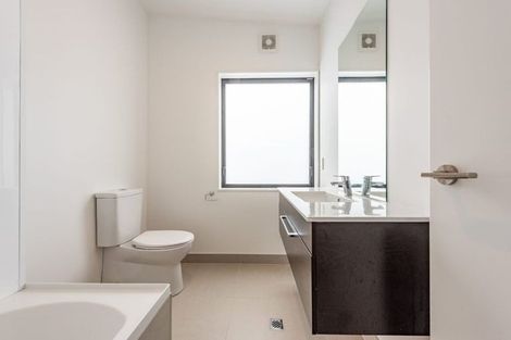 Photo of property in 2/38 Bankot Crescent, Ngaio, Wellington, 6035